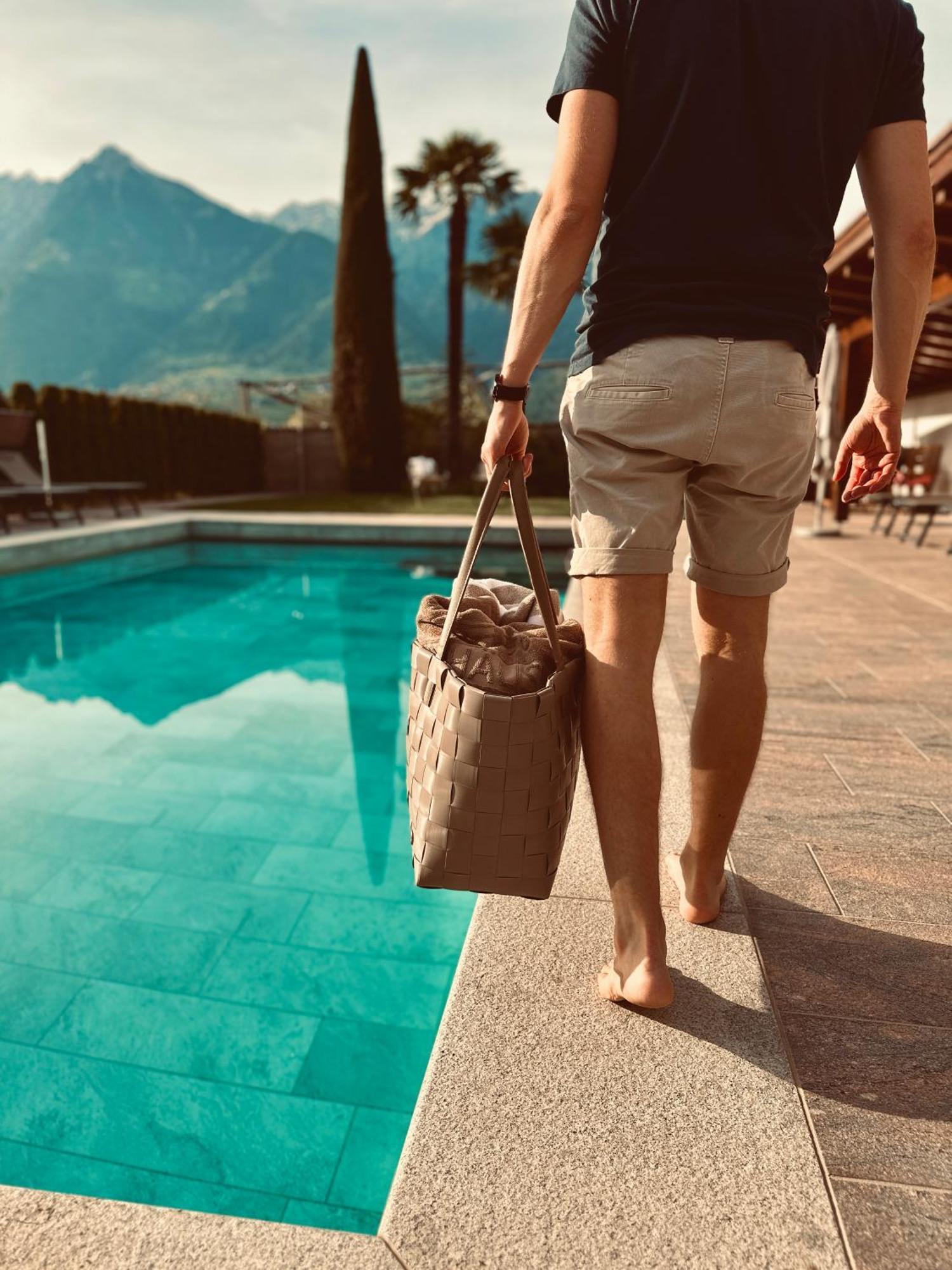 Residence Neuhaeuslhof Merano Esterno foto